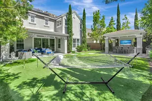 142 Yellow Daisy, Irvine, CA 92618 - Photo 15