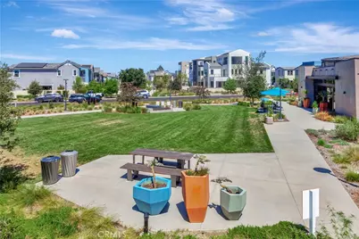 142 Yellow Daisy, Irvine, CA 92618 - Photo 31