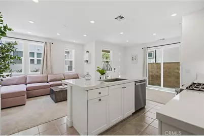 208 Yerba, Irvine, CA 92618 - Photo 11