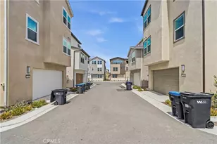 208 Yerba, Irvine, CA 92618 - Photo 45