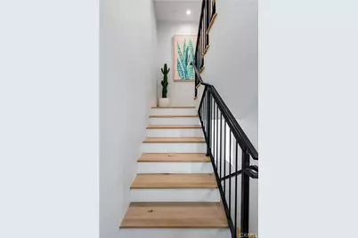 2822 Rowena, Los Angeles, CA 90039 - Photo 15