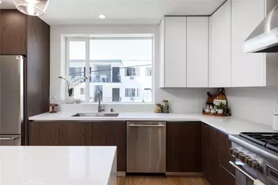 2822 Rowena, Los Angeles, CA 90039 - Photo 7