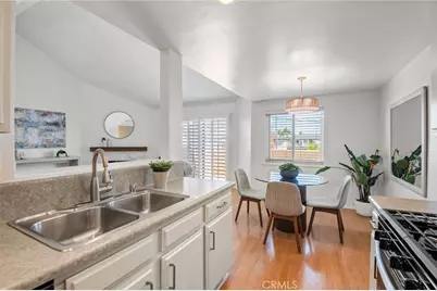305 Coral Reef #4, Huntington Beach, CA 92648 - Photo 15