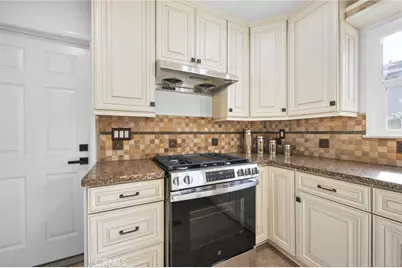 6091 Kimberly Drive, Huntington Beach, CA 92647 - Photo 13