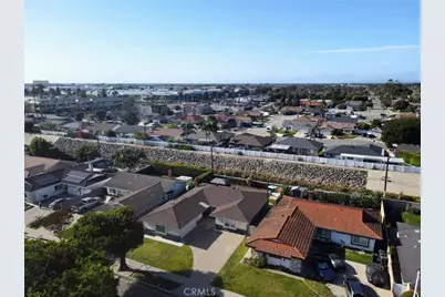 6091 Kimberly Drive, Huntington Beach, CA 92647 - Photo 47