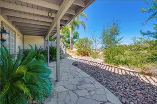 39100 Saddle Ridge, Hemet, CA 92543 - Photo 11
