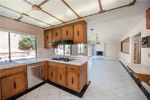8571 Links, Buena Park, CA 90621 - Photo 9