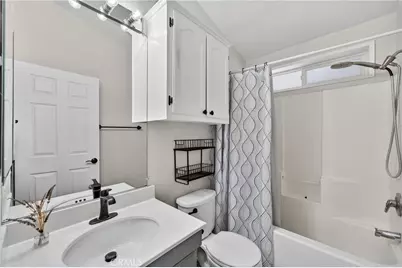 123 Madrid, Tustin, CA 92780 - Photo 23