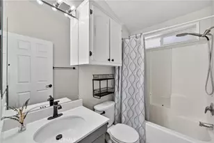 123 Madrid, Tustin, CA 92780 - Photo 23