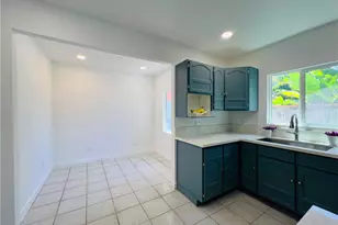 10372 Mariposa, South Gate, CA 90280 - Photo 7