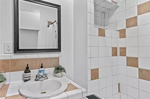 1154 1156 N Wilton Pl, Los Angeles, CA 90038 - Photo 25