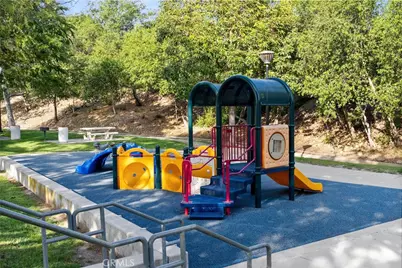 21041 Briarwood, Rancho Santa Margarita, CA 92679 - Photo 57