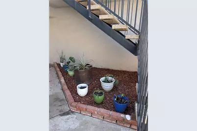 205 13th Street #D, Huntington Beach, CA 92648 - Photo 5
