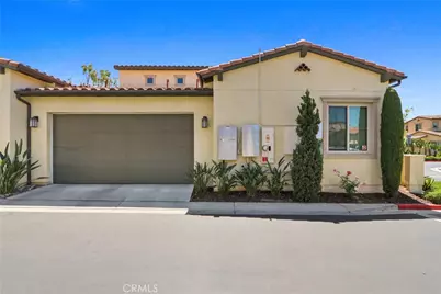 10902 Flora Park Way, Cypress, CA 90720 - Photo 3