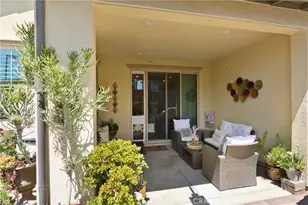 10902 Flora Park Wy, Cypress, CA 90720 - Photo 23