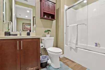 10902 Flora Park Way, Cypress, CA 90720 - Photo 17