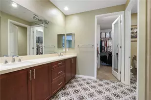 10902 Flora Park Wy, Cypress, CA 90720 - Photo 13