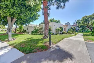 2306 Via Puerta, Laguna Woods, CA 92637 - Photo 33