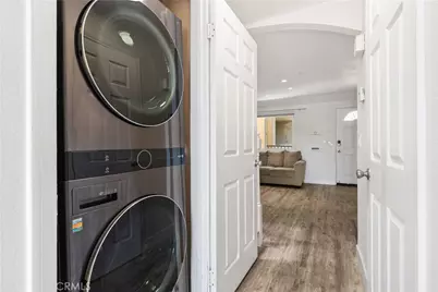 606 Lake Street #22, Huntington Beach, CA 92648 - Photo 11