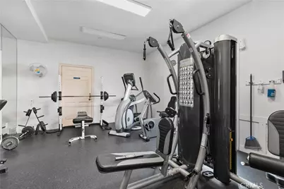 606 Lake Street #22, Huntington Beach, CA 92648 - Photo 27