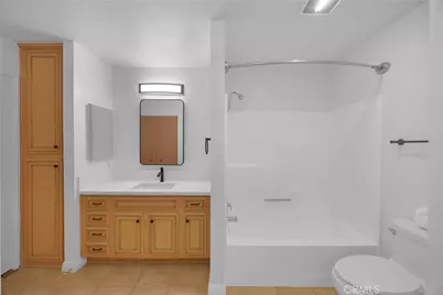 147 Gallery, Tustin, CA 92782 - Photo 11