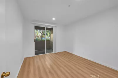 147 Gallery, Tustin, CA 92782 - Photo 9