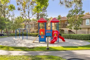 147 Gallery, Tustin, CA 92782 - Photo 15