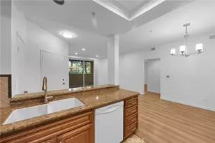 147 Gallery, Tustin, CA 92782 - Photo 7