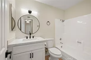 2640 W Segerstrom Ave, Santa Ana, CA 92704 - Photo 19