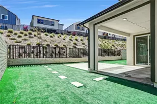 27260 Debut, Valencia, CA 91381 - Photo 29