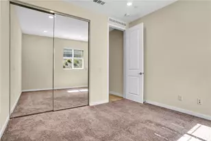 27260 Debut, Valencia, CA 91381 - Photo 25