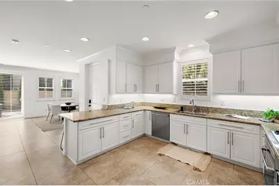 11 Via Almeria, San Clemente, CA 92673 - Photo 11