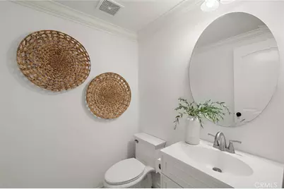 11 Via Almeria, San Clemente, CA 92673 - Photo 13