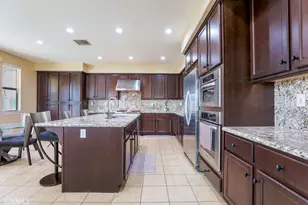 6877 Thistle St, Eastvale, CA 92880 - Photo 7