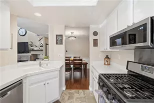 24 Vista Sierra, Rancho Santa Margarita, CA 92688 - Photo 13