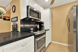 552 N Bellflower, Long Beach, CA 90814 - Photo 11