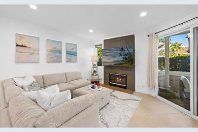 19442 Sunray Ln #103, Huntington Beach, CA 92648 - Photo 3