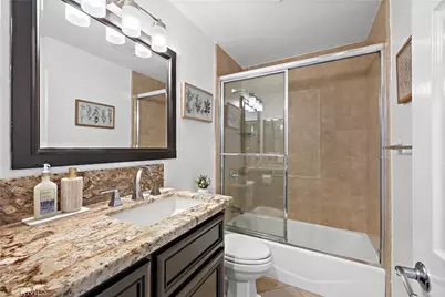 19442 Sunray Ln #103, Huntington Beach, CA 92648 - Photo 11