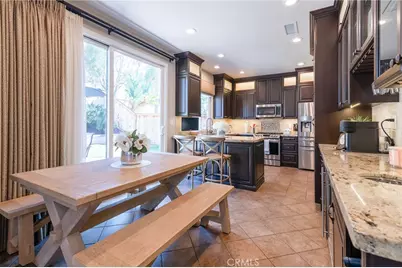 44 Willowbrook Lane, Rancho Santa Margarita, CA 92688 - Photo 5