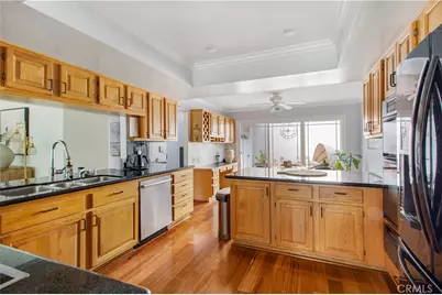 7246 Seashark, Huntington Beach, CA 92648 - Photo 5