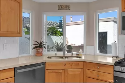 16721 Castaway, Huntington Beach, CA 92649 - Photo 13
