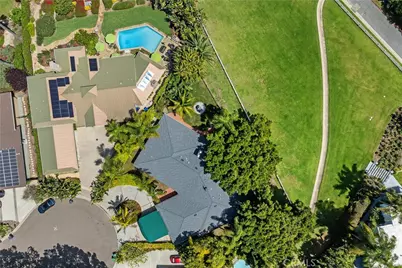 2086 Playa Road, Carlsbad, CA 92009 - Photo 43