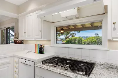 2086 Playa Road, Carlsbad, CA 92009 - Photo 23