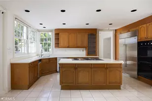 2 Chatham Ct, Newport Beach, CA 92660 - Photo 9