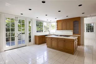 2 Chatham Ct, Newport Beach, CA 92660 - Photo 5