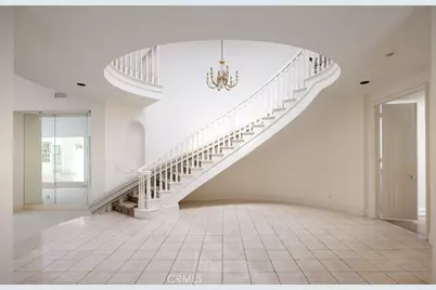 2 Chatham Court, Newport Beach, CA 92660 - Photo 3