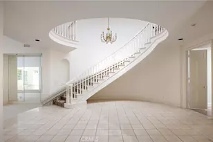 2 Chatham Ct, Newport Beach, CA 92660 - Photo 3