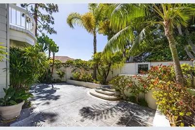 2 Chatham Court, Newport Beach, CA 92660 - Photo 21