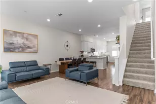 135 Neptune, Irvine, CA 92618 - Photo 7