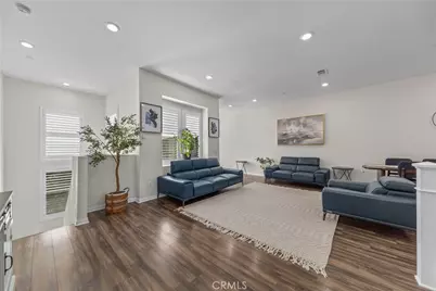 135 Neptune, Irvine, CA 92618 - Photo 9